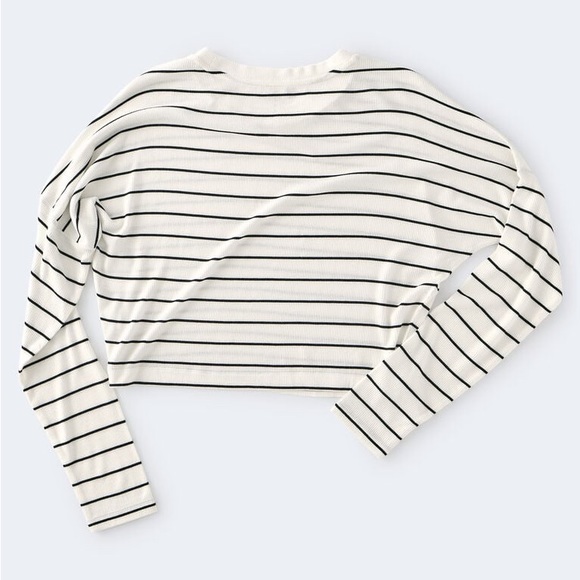 Long Sleeve Striped Cropped Dolman Slouchy Tee - Picture 3 of 7